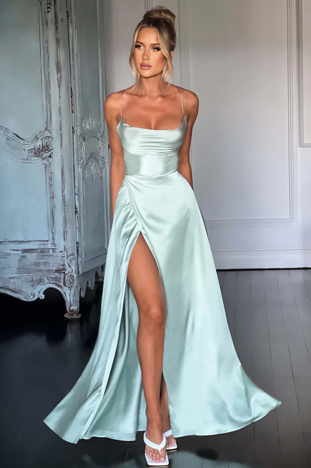 Ladivine CJ527-Scoop Gown